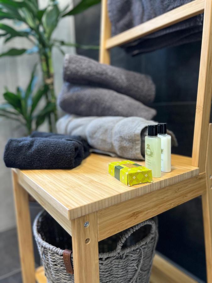 Designapartment Blue Sky -55M2-Free Parking & Wifi Graz Ngoại thất bức ảnh